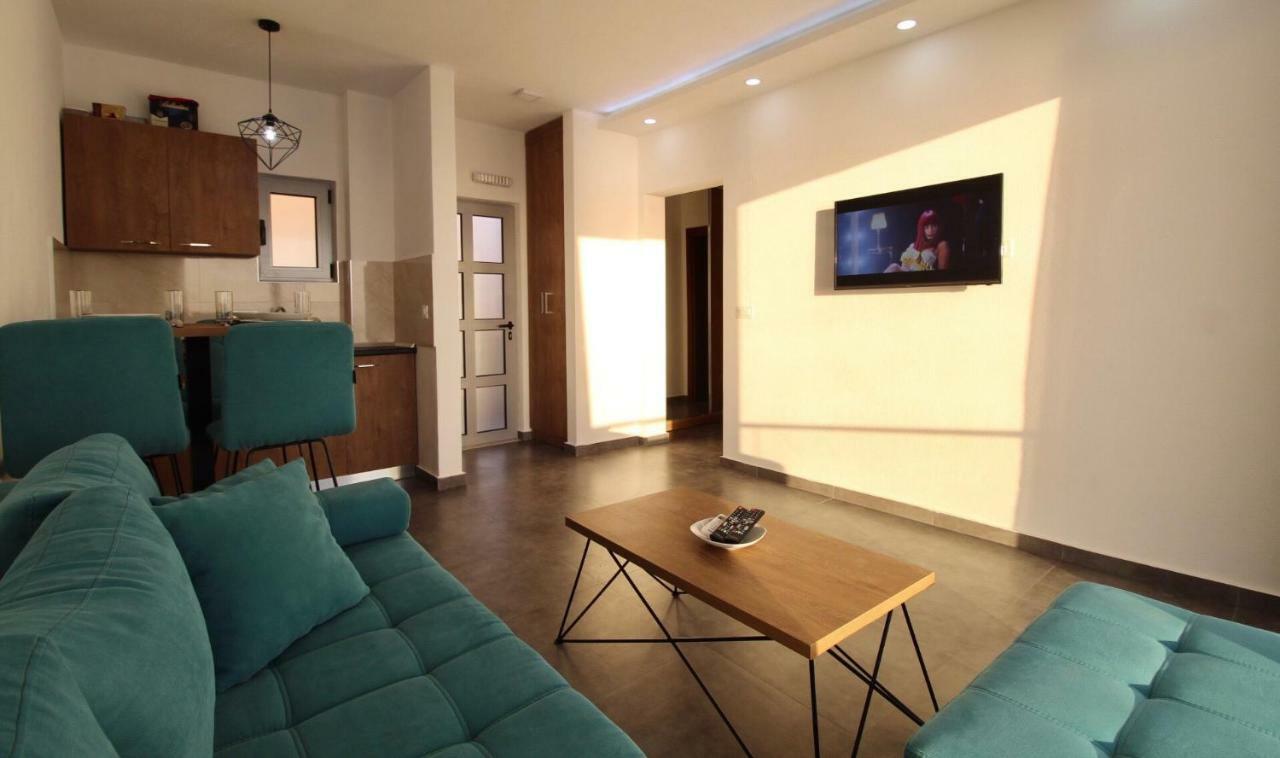 Apartments Komina 우체하 외부 사진